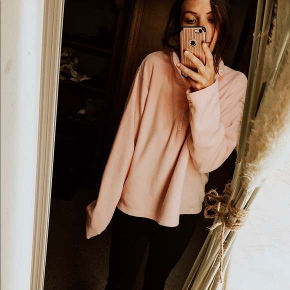 Sweaters - FINAL SALE/ Baby Pink Fleece Pullover